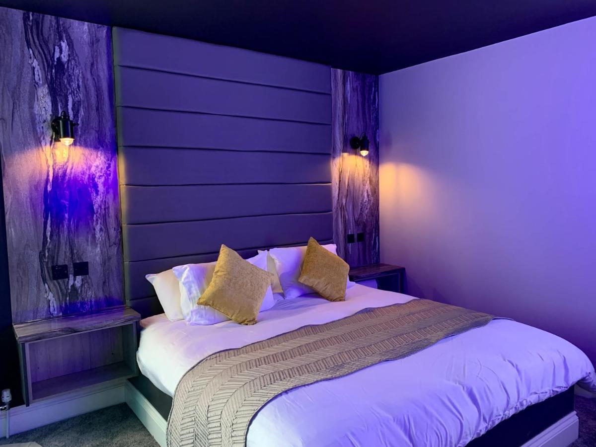 Breeze Suites - Luxury Group Accom - Sleeps 19 Blackpool Luaran gambar