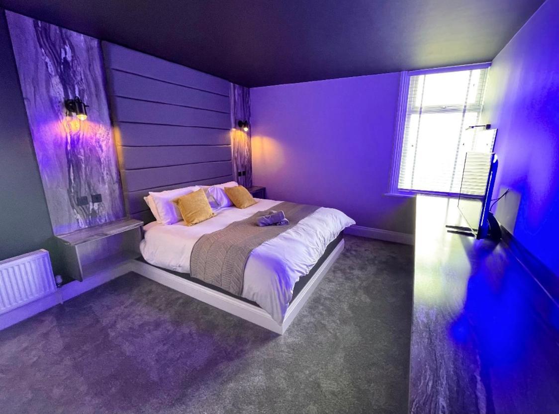 Breeze Suites - Luxury Group Accom - Sleeps 19 Blackpool Luaran gambar