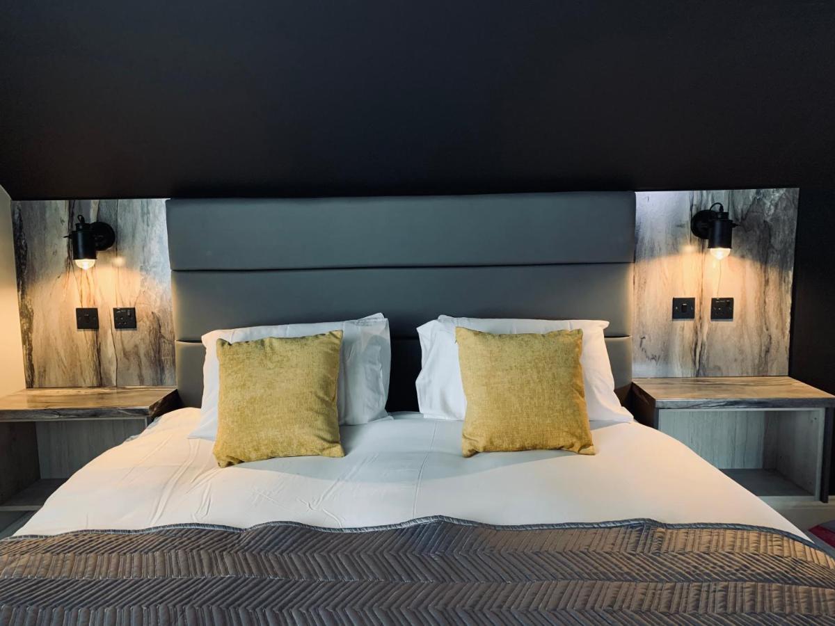Breeze Suites - Luxury Group Accom - Sleeps 19 Blackpool Luaran gambar