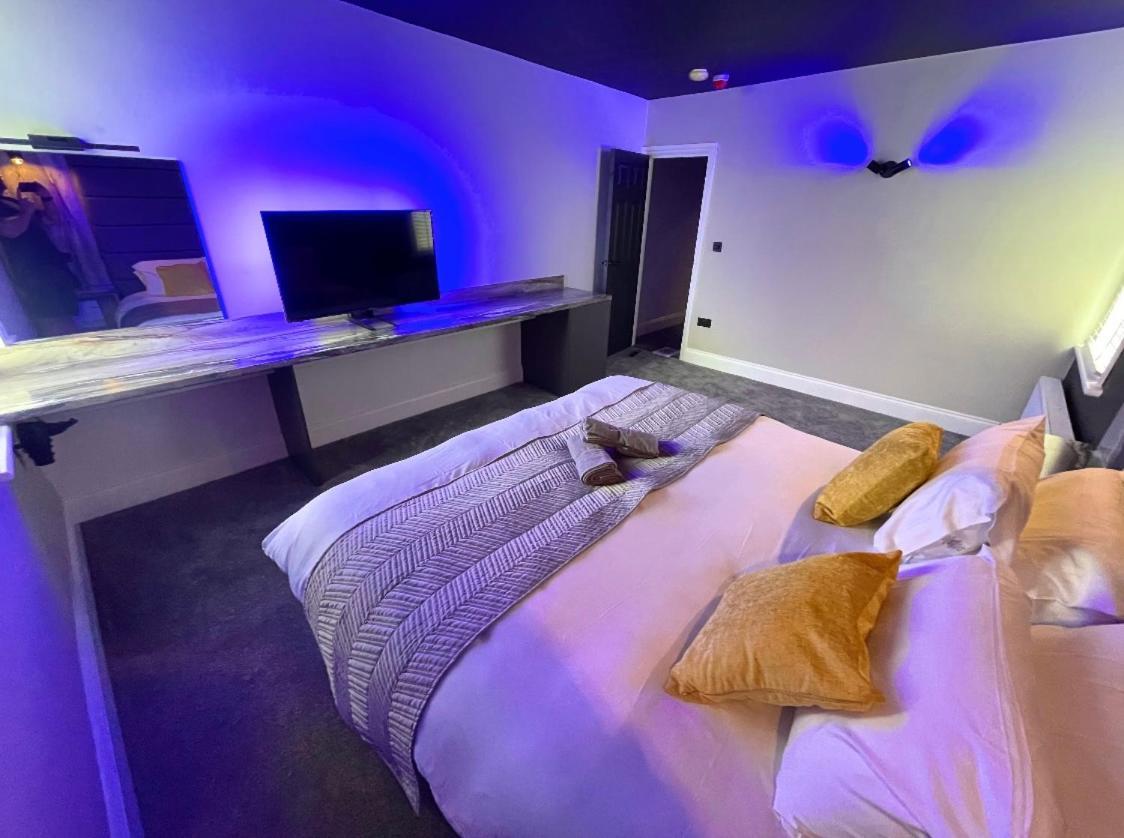 Breeze Suites - Luxury Group Accom - Sleeps 19 Blackpool Luaran gambar