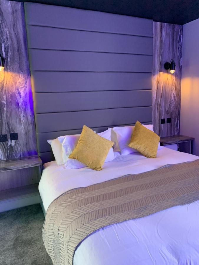 Breeze Suites - Luxury Group Accom - Sleeps 19 Blackpool Luaran gambar